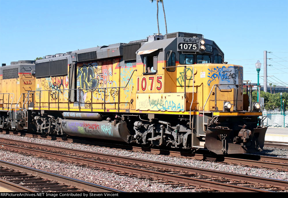 Union Pacific GP60 #1075 leads a local to switch some legacy industrial spurs along BNSF's main here